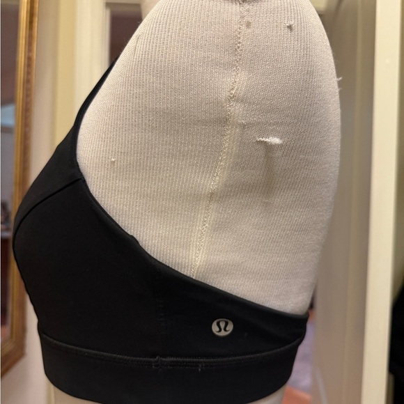 Lululemon Soul Sport bra . In great construction - Picture 4 of 10